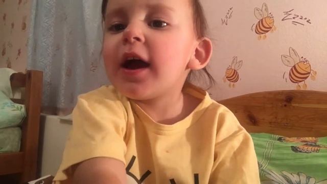 Учим 4 первые буквы алфавита с Элиной смотреть онлайн