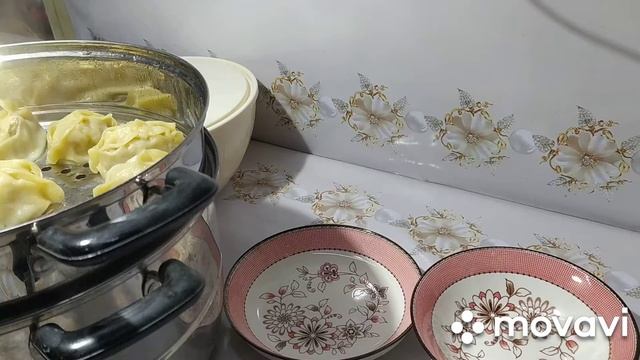 Как приготовить шесть вкусных блюд из курицы. Разнообразное меню на неделю. Мукбанг Манты.Постаралс смотреть онлайн