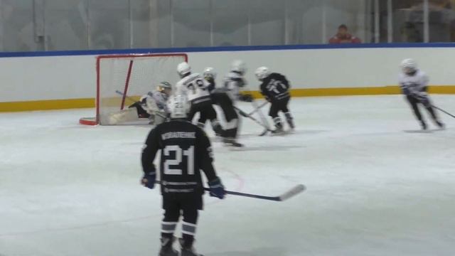 Матч №10 • Кузнецкий Лед — Вымпел • 2013-U10 • Арена ЛДС Кольцово • 5 февраля 2022 в 14:30 смотреть онлайн