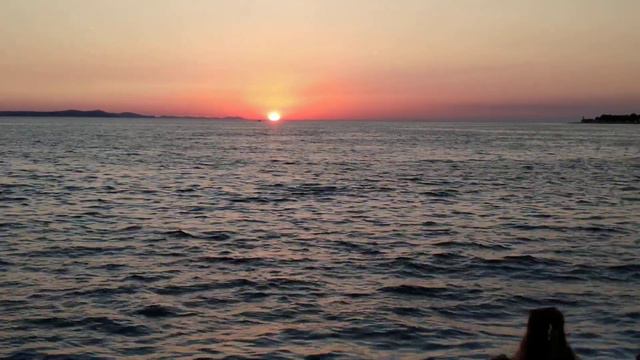 закат солнца в Задаре! смотреть онлайн