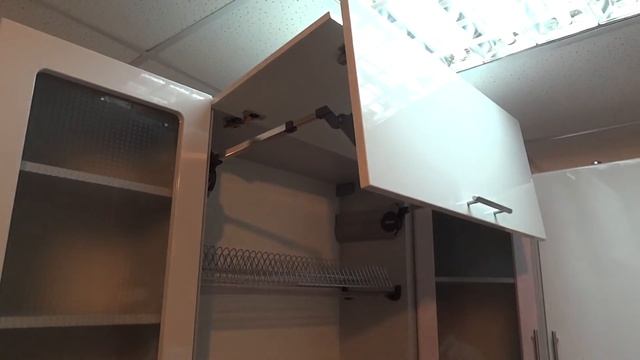 Фурнитура BLUM с доводчиком на примере сушилки на кухне смотреть онлайн