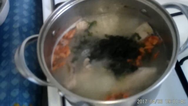 Суп по старинному рецепту,из крапивы и сныти. смотреть онлайн