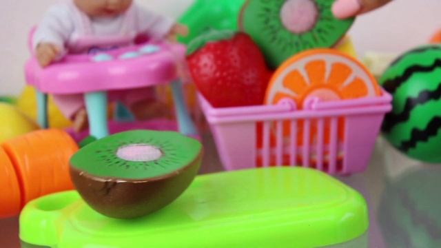 Малышка Маша режем овощи и фрукты MIX учим для детей