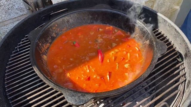 Vengriškas Guliašas Kazane / Kazanas - Leono Virtuvė