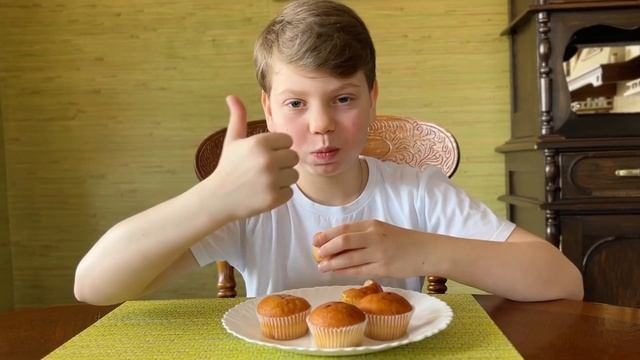 Клип на 18 лет от большой и дружной семьи)С Днем Рождения!! смотреть онлайн