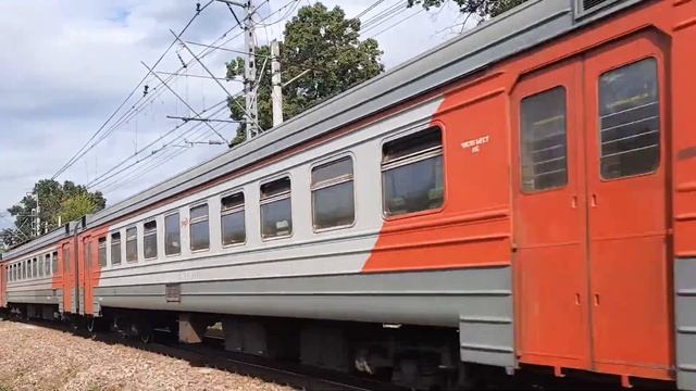 ЭД4М 0302 сообщением Москва Яр. - Фрязино-пасс. на участке Лось - Перловская смотреть онлайн