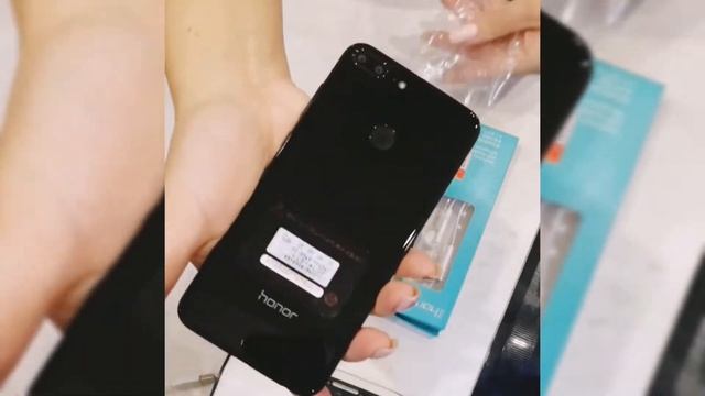 Распаковка Honor 9 Lite смотреть онлайн