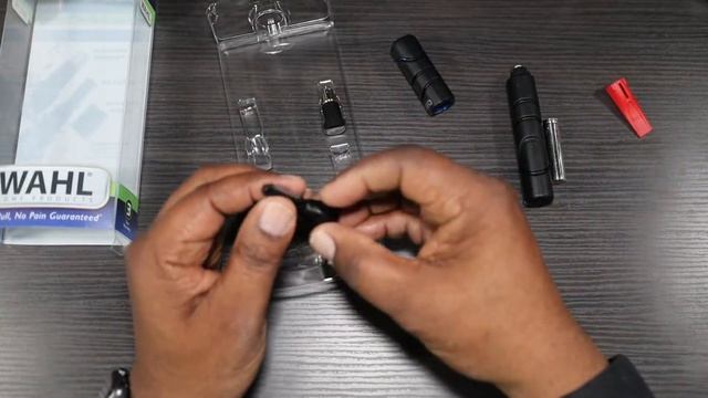 WAHL Ear, Nose and Brow Trimmer Unboxing смотреть онлайн