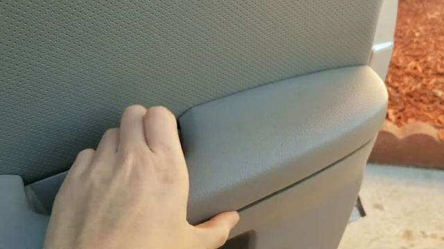 Cómo remover el panel en un KIA Spectra 2008 смотреть онлайн