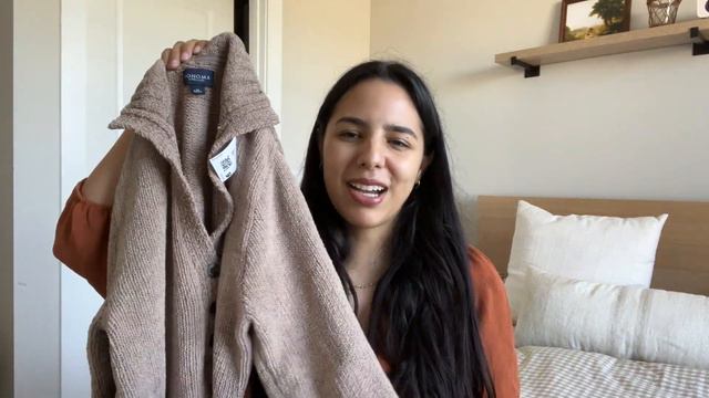 THRIFTED FALL CLOTHING HAUL | neutrals, cozy sweaters and more! смотреть онлайн