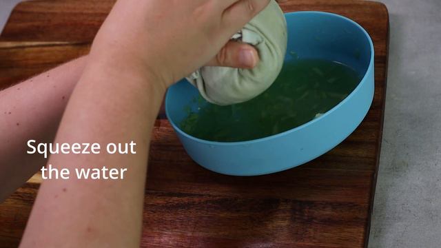 Easy Tzatziki Recipe | Homemade Greek Garlic Yogurt Sauce смотреть онлайн