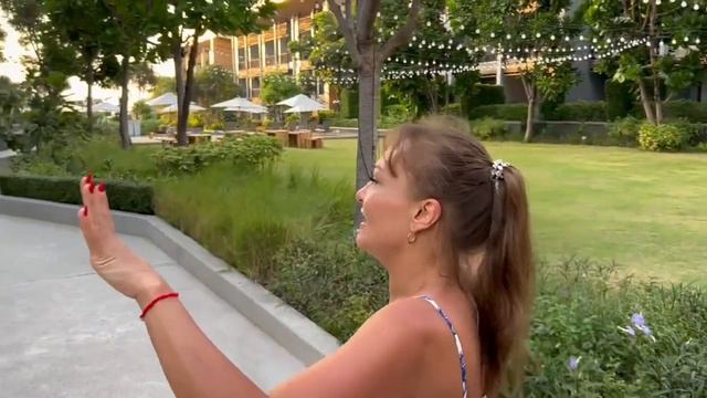 Обзор отеля Renaissance Pattaya Resort & Spa 5*. Паттайя, Таиланд смотреть онлайн