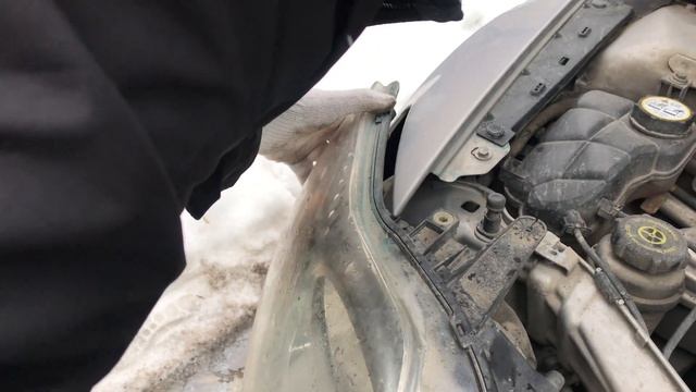 Замена лампочки ближнего света Ford Mondeo 4 смотреть онлайн