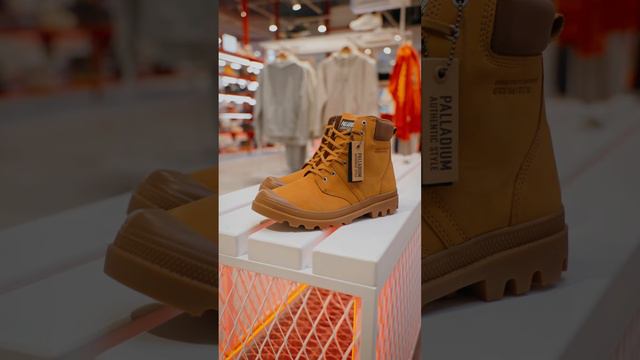 Рыжие и неубиваемые ботинки… и мы не про Timberland! О каком бренде идет речь? смотреть онлайн