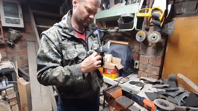 Пожарный топор. Реставрация. Особенности сборки смотреть онлайн