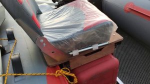 Обзор стойки и кресла в лодку РИБ Гладиатор 380