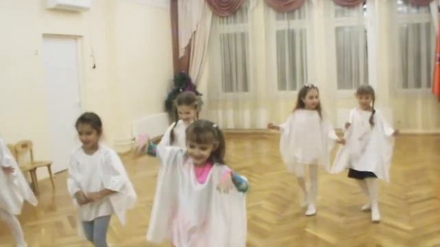 Открытые занятия коллектива Фунт изюма с учениками 1х классов смотреть онлайн