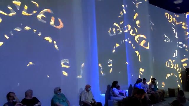 Климт. Иммерсивная выставка по работам художника смотреть онлайн