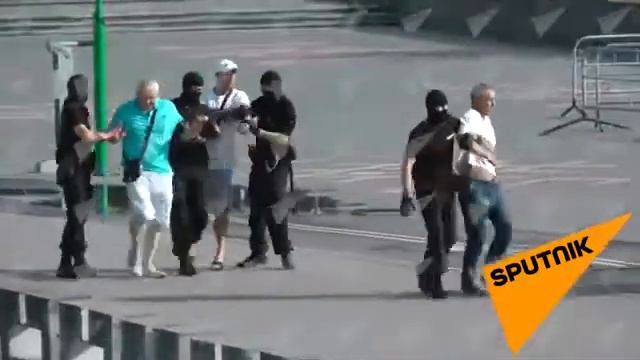 Беспорядки в Беларуси смотреть онлайн