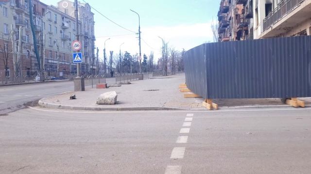 Прогулка по Мариуполю | ул. Харлампиевская, пр. Ленина, водонапорная башня | 4k walking tour смотреть онлайн