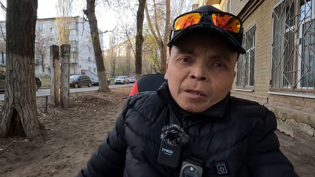 Брат в реанимации в комме я замерз на остановке смотреть онлайн