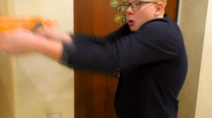 ЗАБРАТЬ NERF у РЫЖЕГО чтобы ВЫЖИТЬ. Кириешка Nerf War
