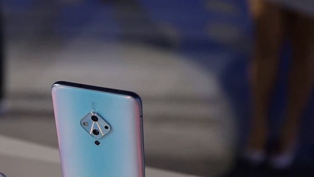 புதிய அவதாரம் எடுக்கும் Vivo S5 (Tamil) || Vivo S5 First Look and hands on overview смотреть онлайн