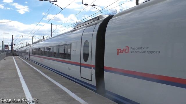 Остановка и отправление скоростного поезда ЭВС1-08 "Сапсан" на о.п. Металлострой смотреть онлайн