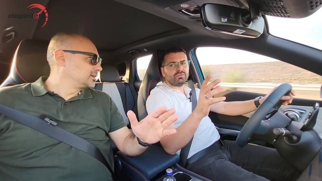 200.000 KM pil garantili Çinli BYD Atto 3'ü kullandık... A’dan Z'ye anlattık #byd #atto3 #otogundem смотреть онлайн