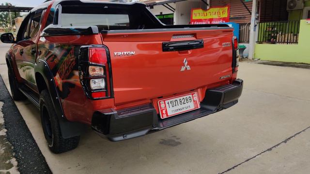 ระบบเตือนมุมอับสายตา + เซ็นเซอร์รอบคัน + ระบบตัดกำลังเครื่องยนต์ชั่วขณะ TRITON ATHLETE GT 2021 смотреть онлайн