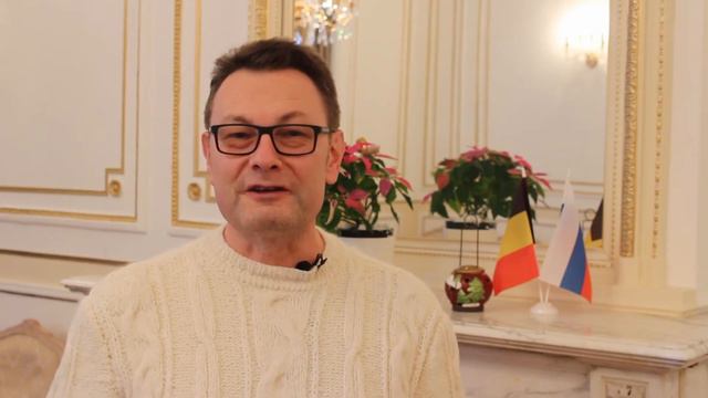 Новогоднее поздравление Сергея Петросова смотреть онлайн