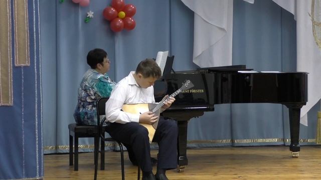 Шарофеев Вова И. Гассе «Два танца» смотреть онлайн