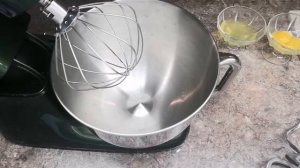 Обзор Планетарного миксера STARWIND SPM7166