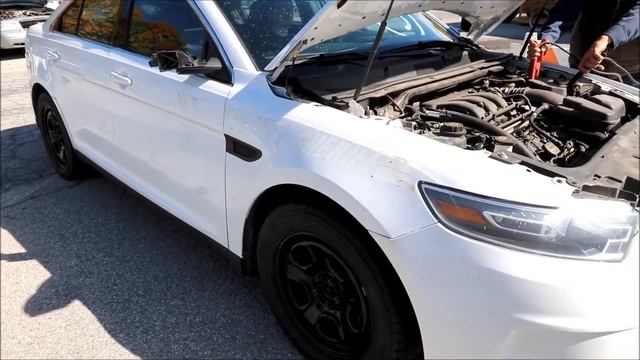 2015 Ford Taurus Interceptor AWD, Lot 30