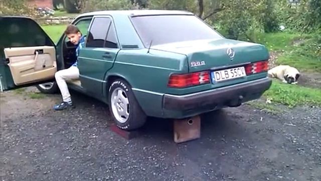 wydech mercedes 190 d смотреть онлайн