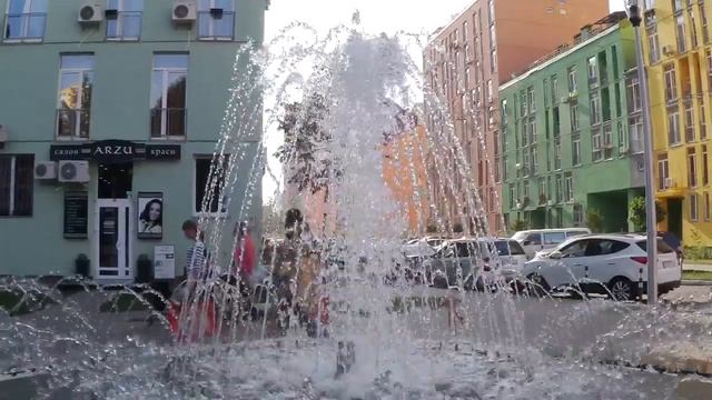 Съёмка slow motion 1/2 на Canon LEGRIA Mini смотреть онлайн