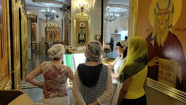 "Достойно есть..." гл. 5-й (подобен "Радуйся, живоносный Кресте"). Регент Ирина Филатова. смотреть онлайн