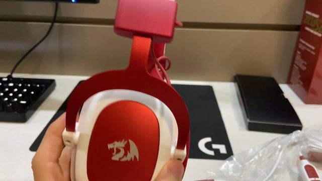 Headset Redragon Zeus 2 Xmas Christmas Edition - Unboxing Review PT-BR смотреть онлайн