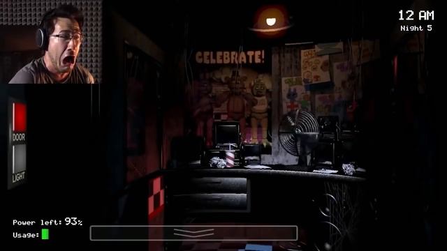 Markiplier's Reaction To The FNAF Phone On The 5th Night! смотреть онлайн