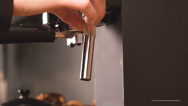 Кофеварка эспрессо CECOTEC Cafelizzia 790 Black