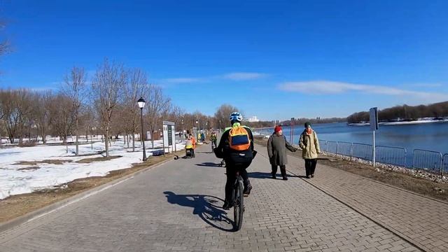 Проверка стабилизатора и камеры GoPro 6 black после зимних каникул. 18 марта 2022 года. Москва. смотреть онлайн