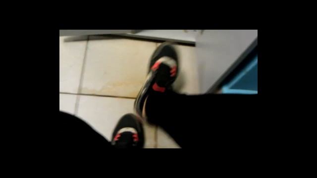 Как снять ботинок смотреть онлайн