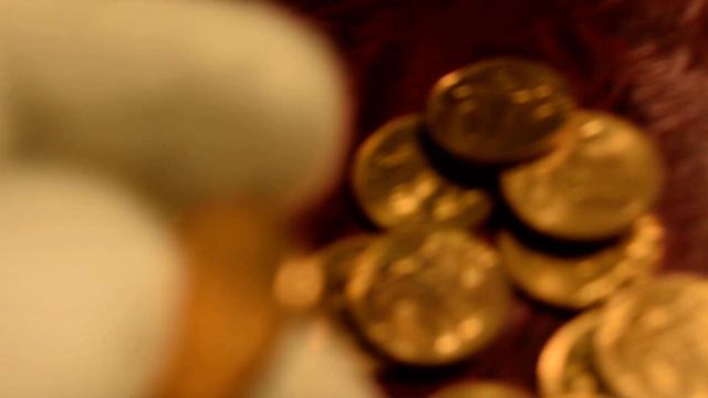 Редкие монеты России. 10 копеек 2011 года. Обзор монет и цен на сегодня смотреть онлайн