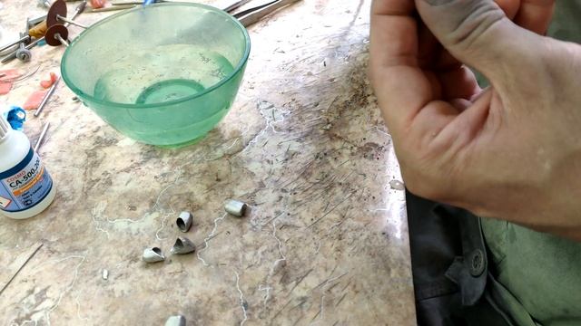 Штамповка коронок. Полировка гильз бормашиной с полиром. смотреть онлайн