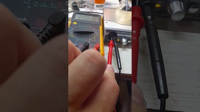 Фантомное питание, Phantom power, who is? смотреть онлайн