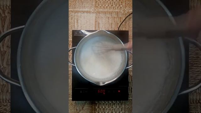 Манная каша. Рецепт подробный с озвучкой. смотреть онлайн