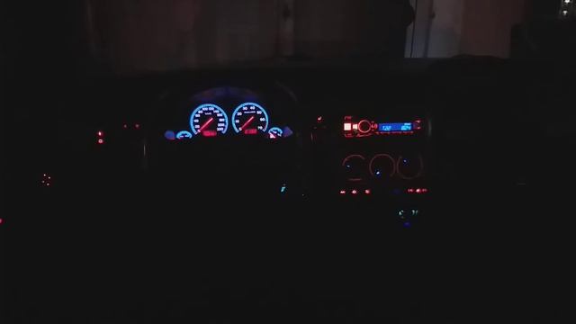 Alpine UTE 92 BT смотреть онлайн