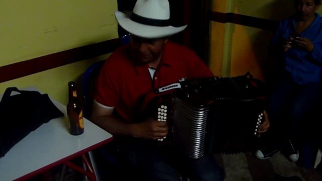 DAVID MORENO ACORDEONERO ORGULLO DE GUTIERREZ смотреть онлайн