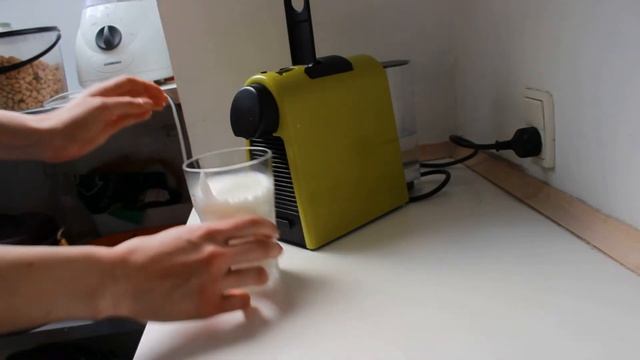 Как сделать Латте в домашних условиях /How to make latte at home смотреть онлайн