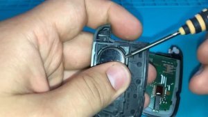 замена батарейки в ключе Kia Huyndai / replacing  battery in the key Kia Huyndai